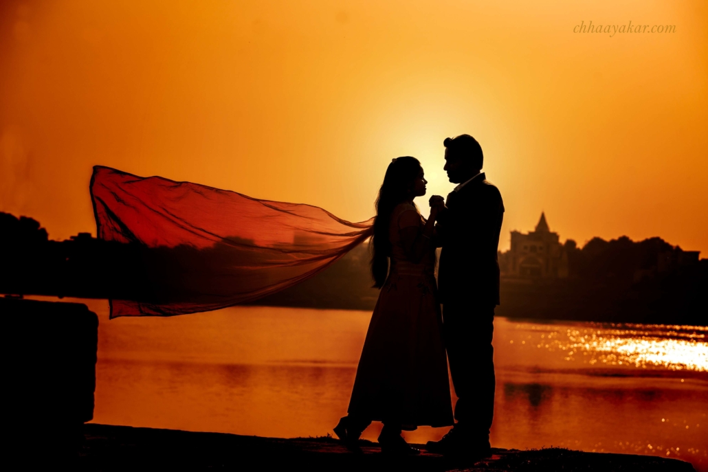 Pre wedding photoshoot in varanasi by Chhaayakar 02